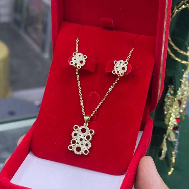 chaussures en tissu pour bébé