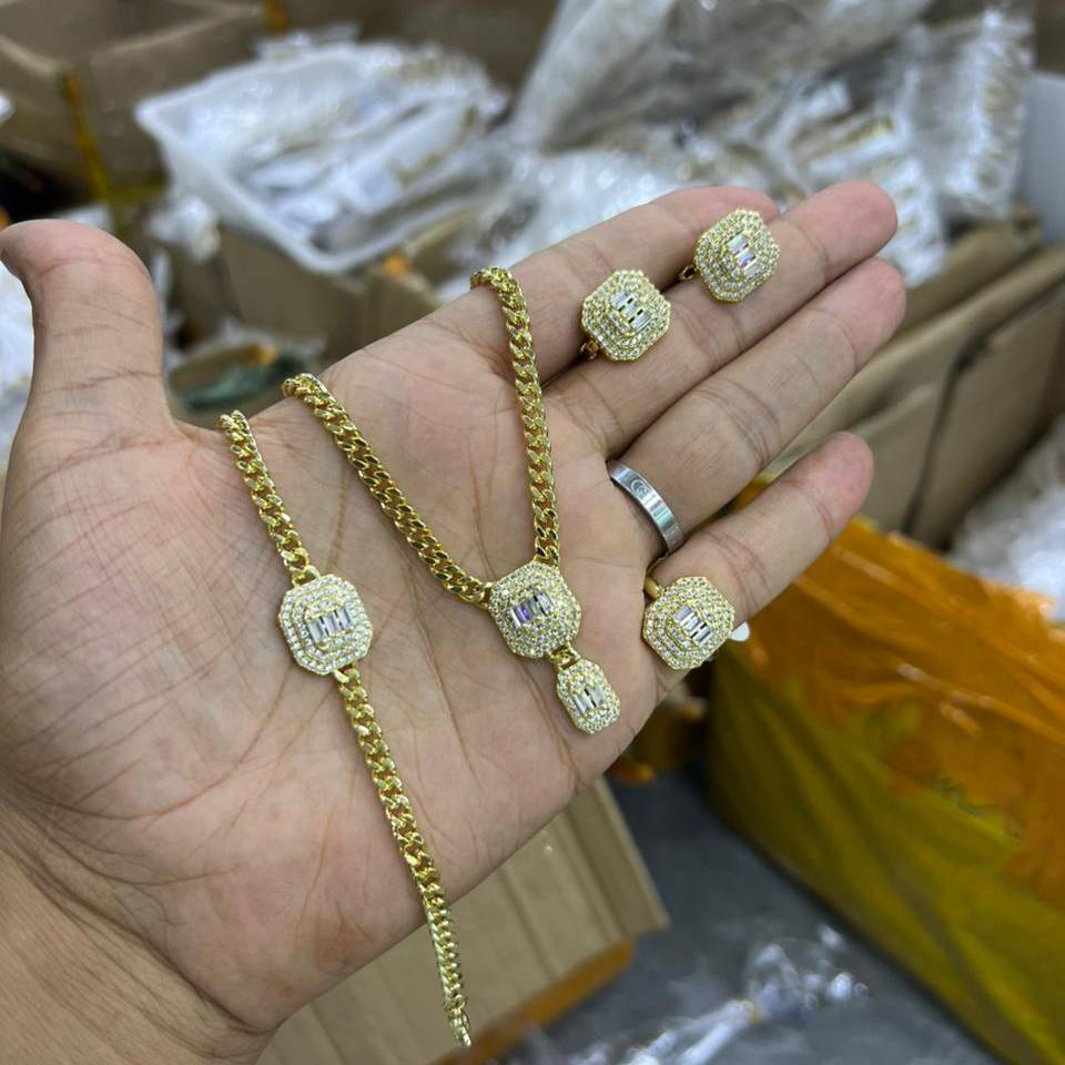 chaussures en tissu pour bébé